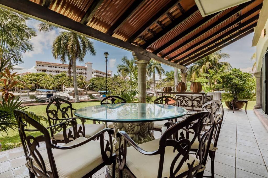 Elegant Lagoon Front Villa By Casa Paraiso Cancún Exterior foto